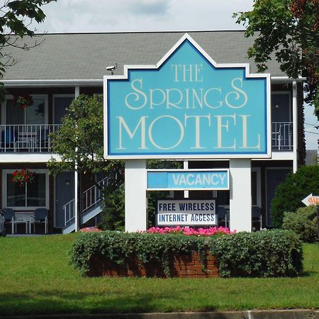 The Springs Motel Saratoga Springs Eksteriør billede
